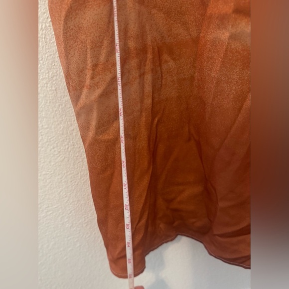 Soma Crinkle Satin Maxi Bra Dress Sunset Colors Vacation Flowy NWT Medium - Picture 4 of 11